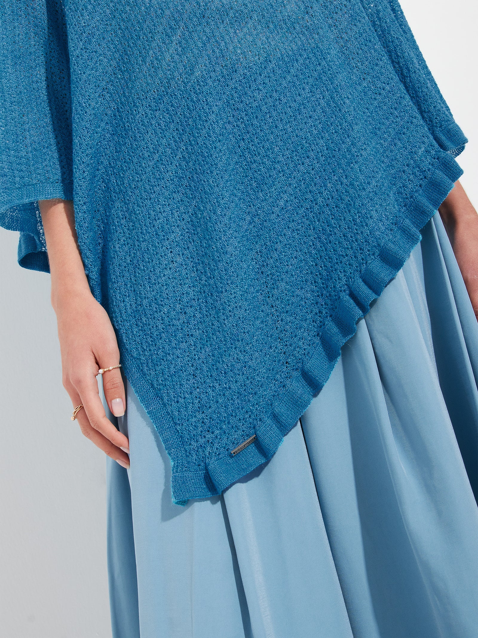 Capa Zaeta De Baby Alpaca Color Azul