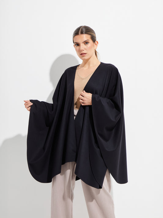 Barbara Vicuña Cape in Blue