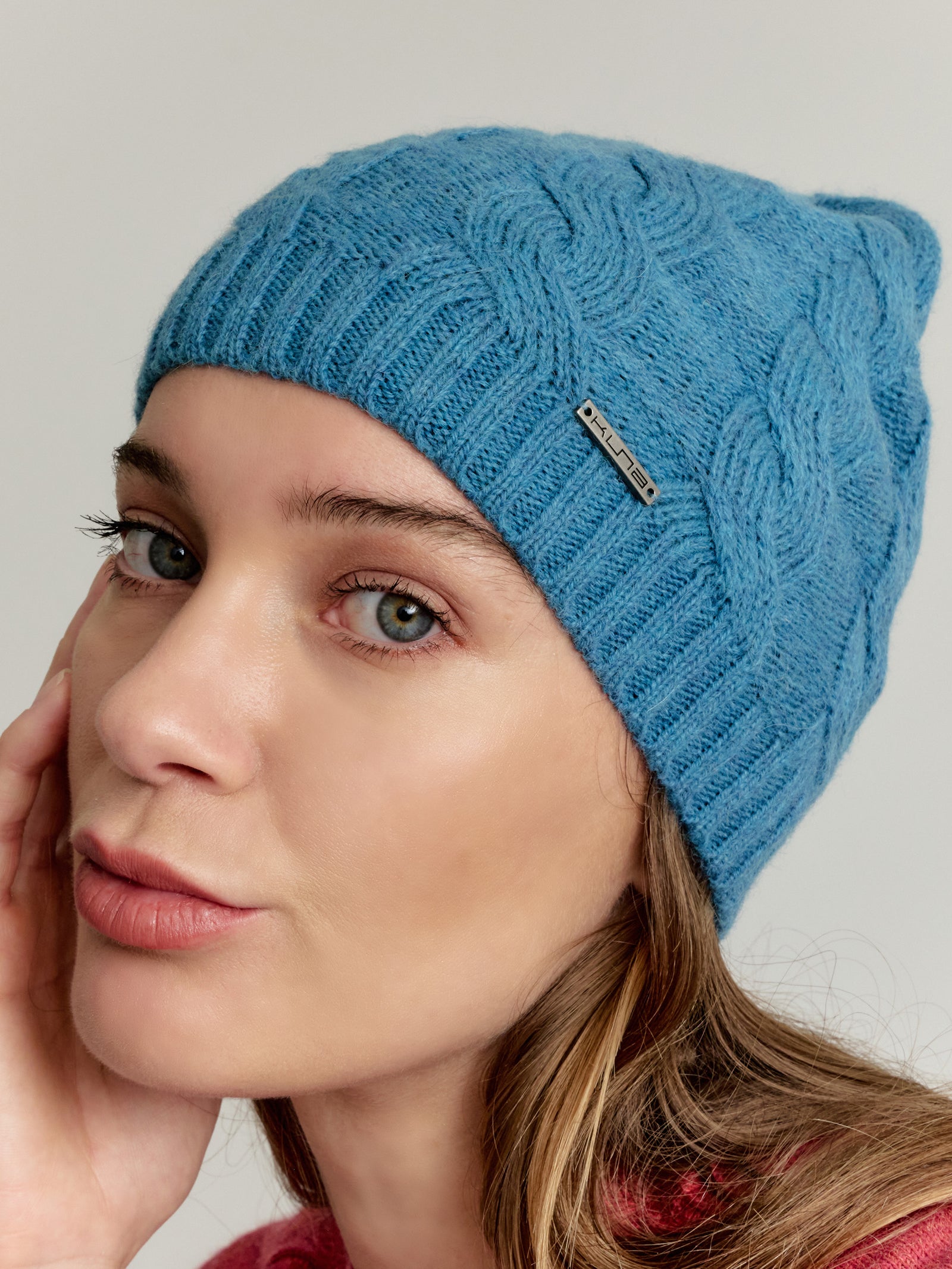 Gorro Yarela De Baby Alpaca Color Celeste