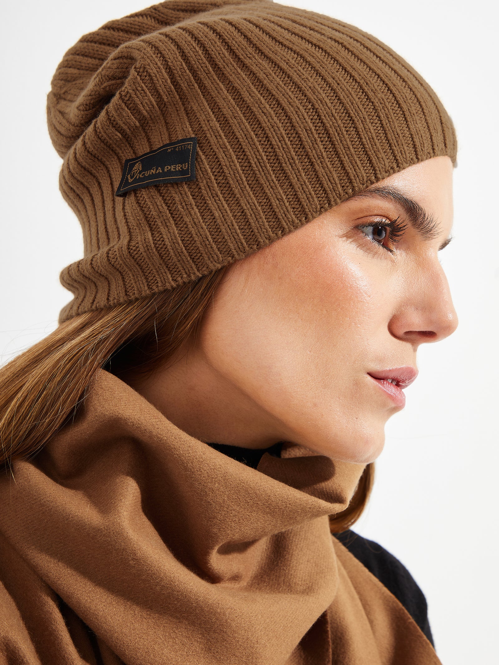 Gorro Benji De Vicuña Color Camel