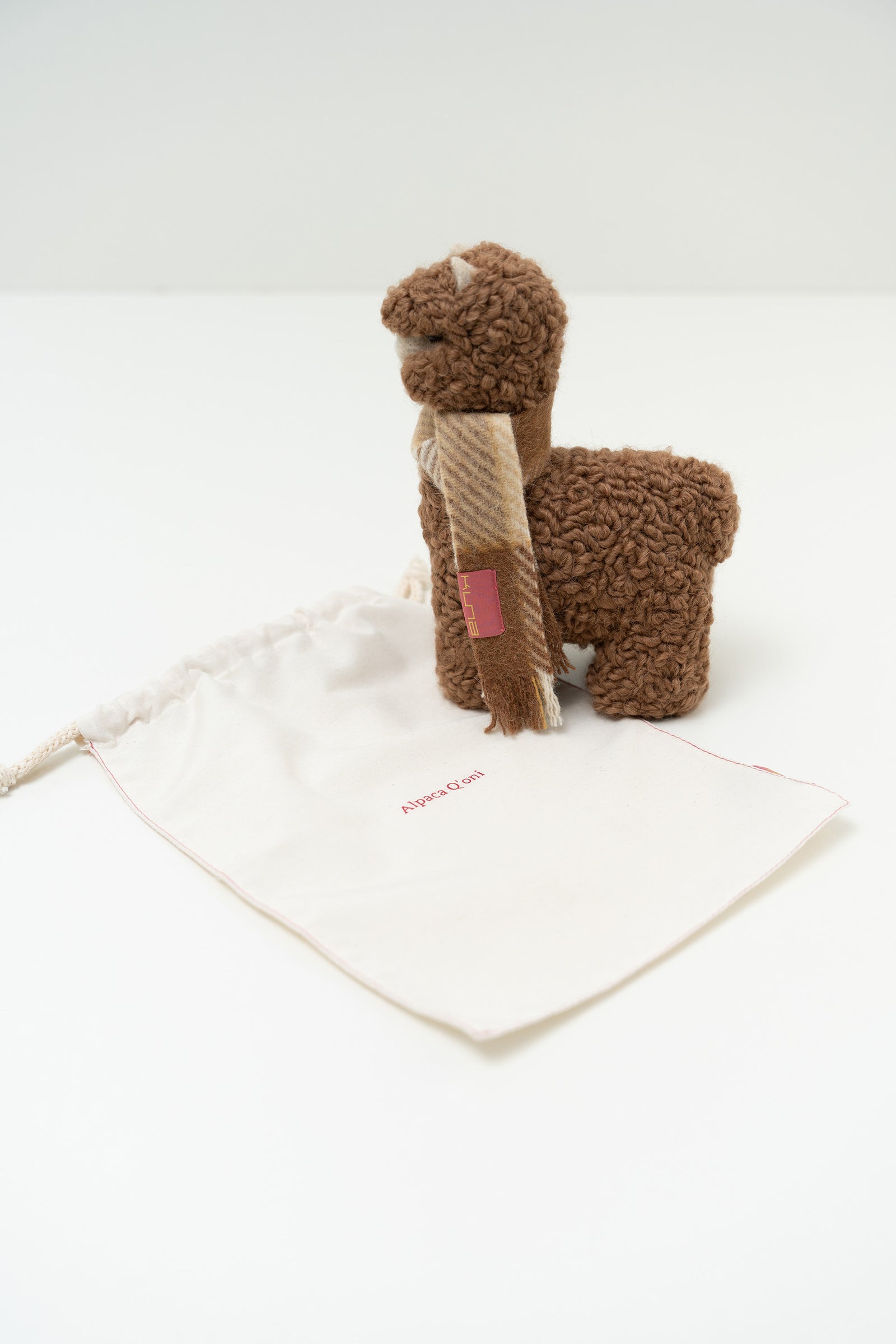 Large Brown Qoni Stuffed Animal Baby Alpaca Color Marron Kucalqong001