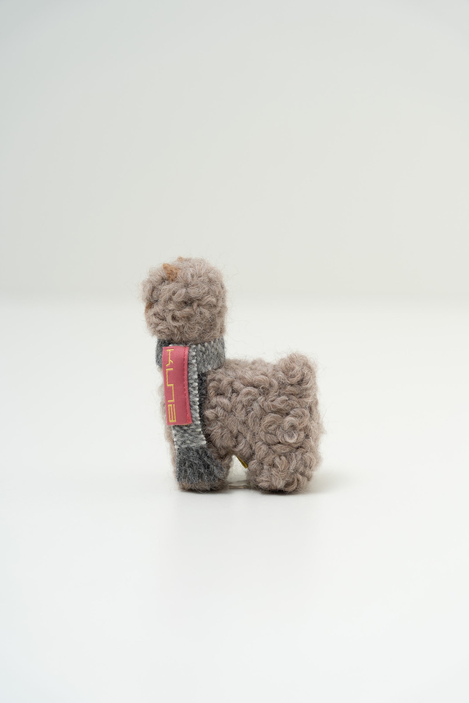 Peluche Qoni Pequena De Baby Alpaca Color Gris