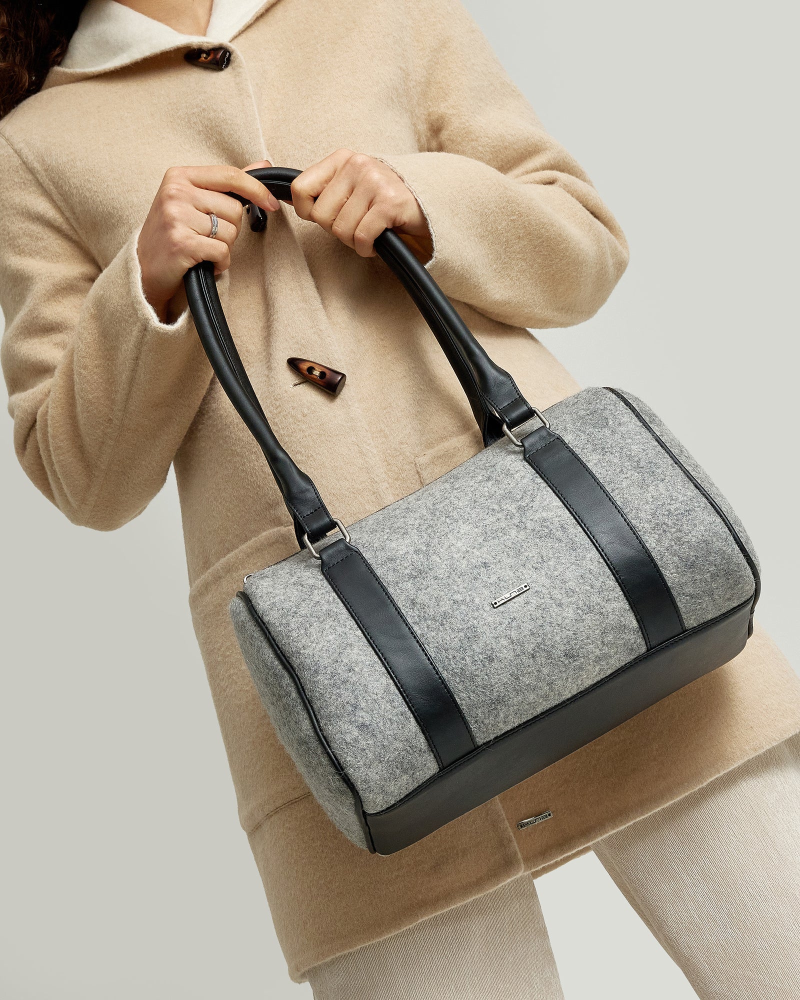 Cartera Wildcat De Lana Color Gris