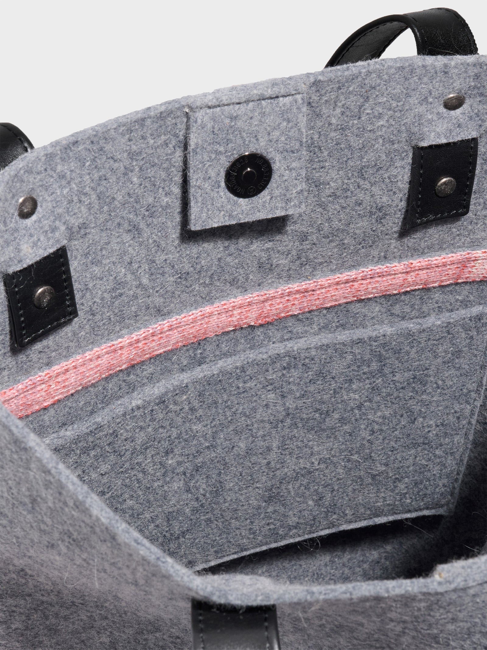 Cartera Raisin De Lana Color Gris