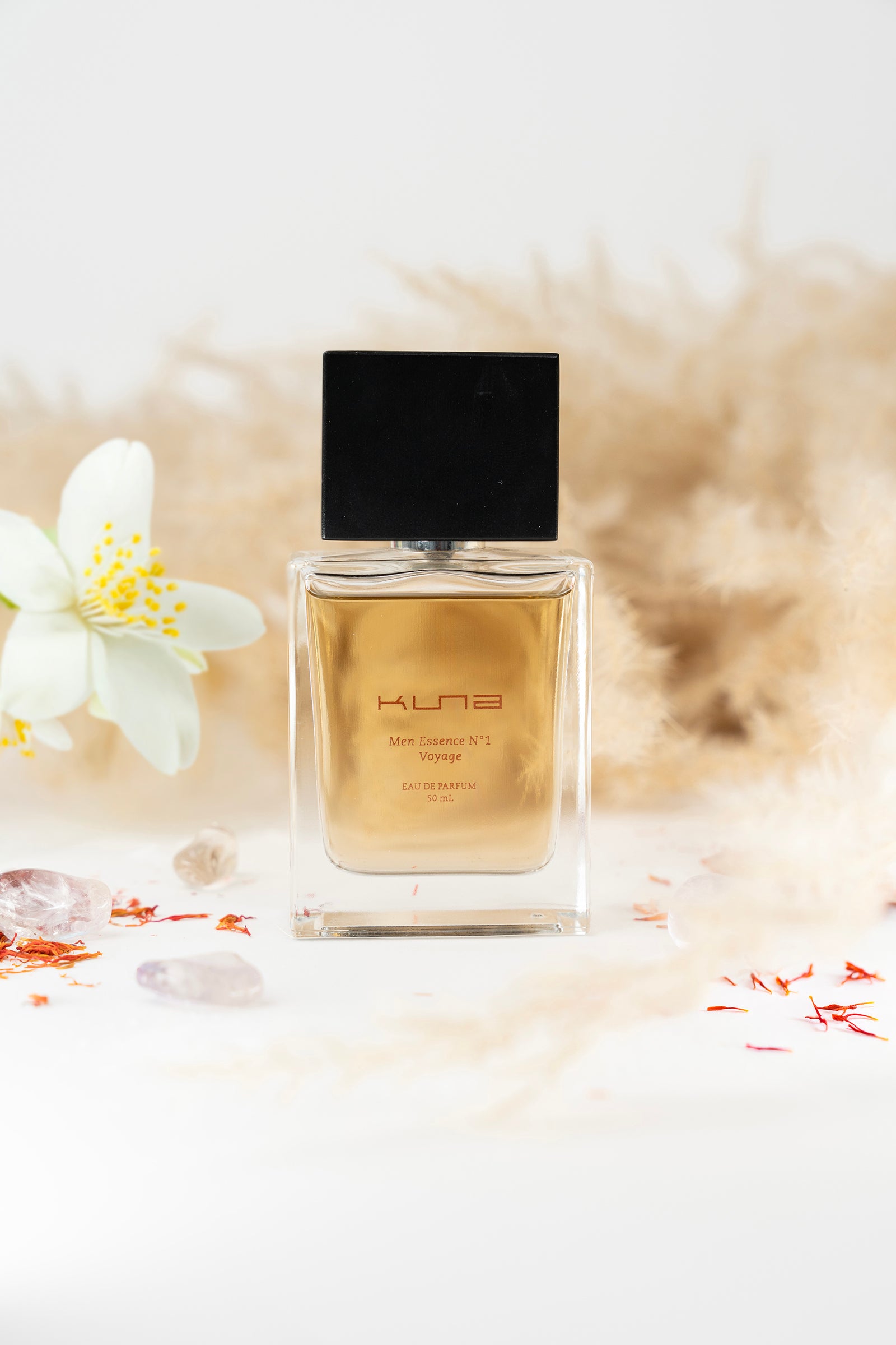 Perfume Essence N°1 de Hombre Voyage