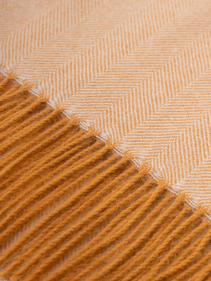 Manta Yanahuara Baby Alpaca Color Yellow