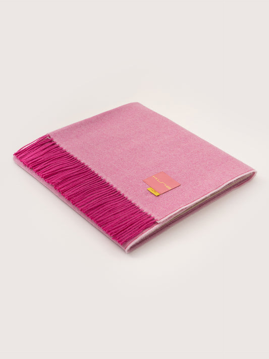 Manta Yanahuara De Baby Alpaca Color Fucsia