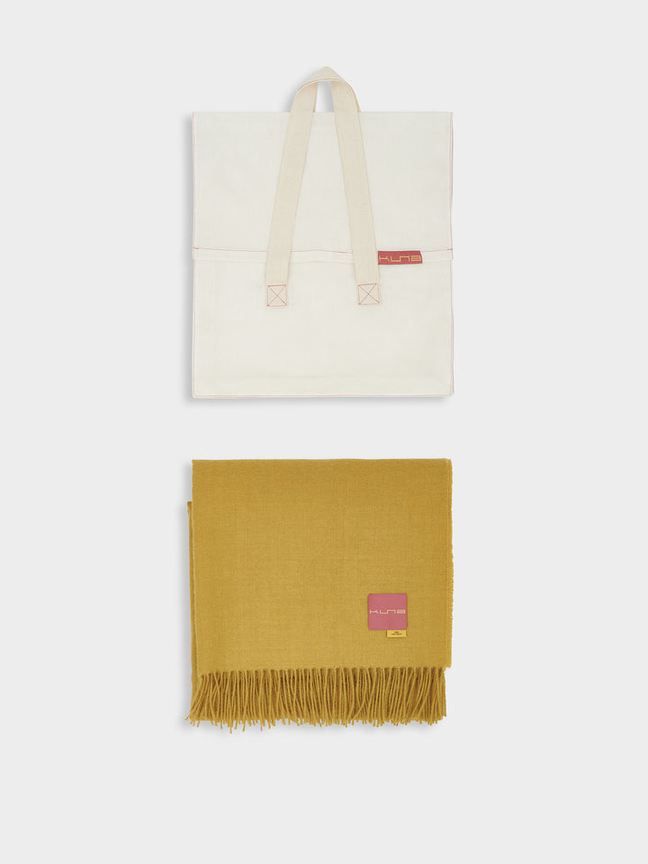 Manta Ydeal De Baby Alpaca Color Amarillo