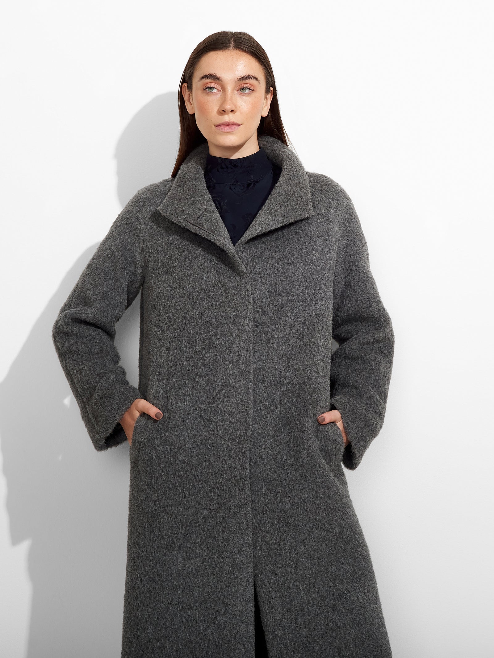 Abrigo Zurich De Suri Alpaca Color Gris