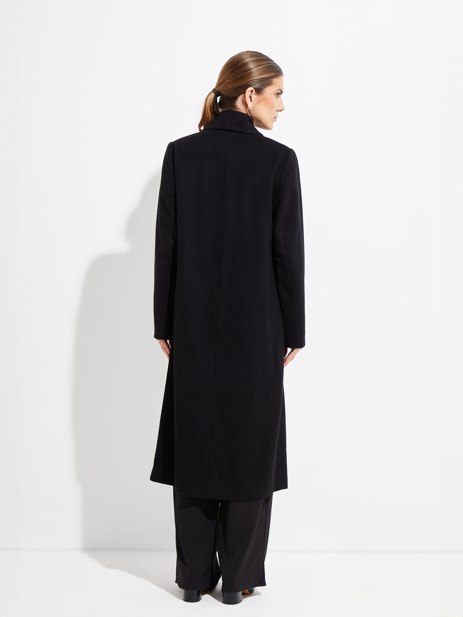 Long Swing Vicuña Coat in Black