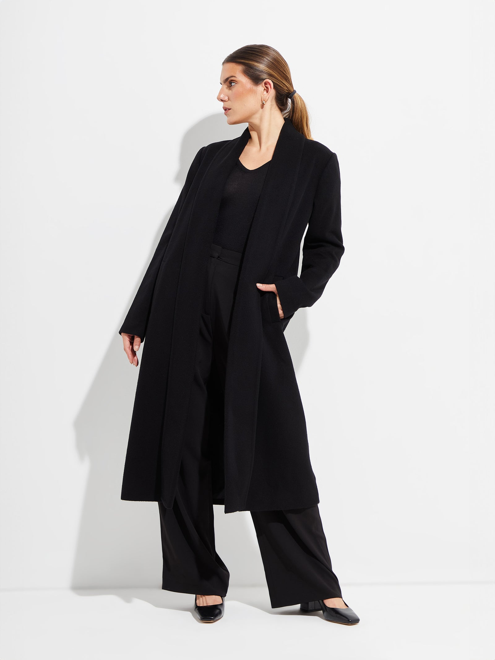Long Swing Vicuña Coat in Black