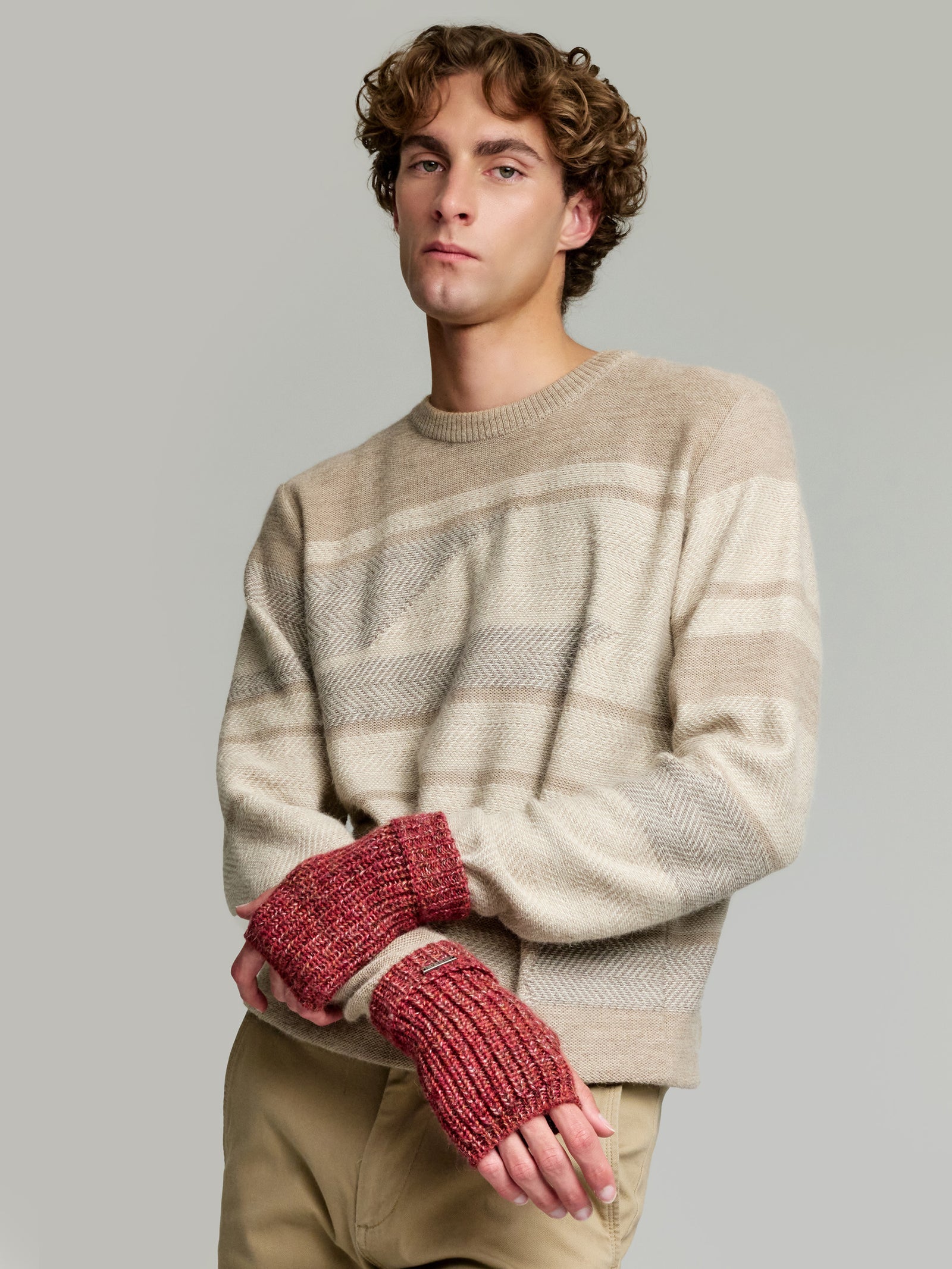 Ubicate Gloves Baby Alpaca Red Color