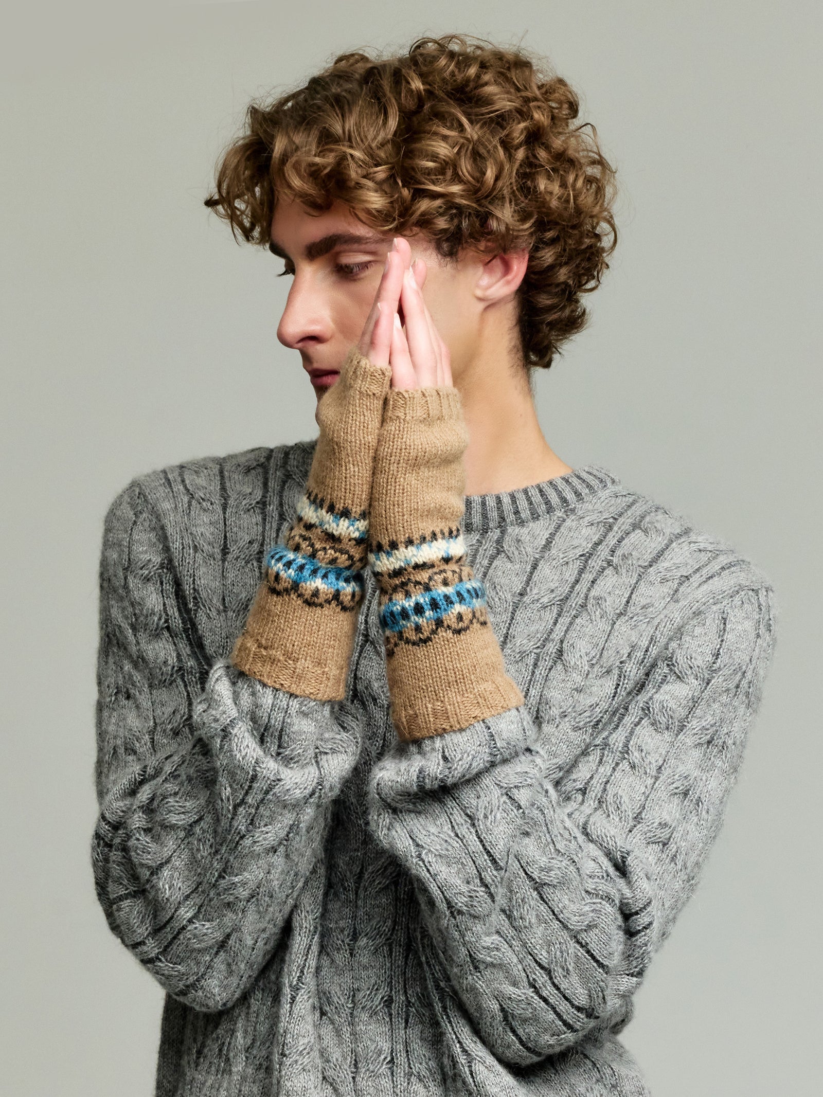 Baby Alpaca Yoke Gloves Camel Color