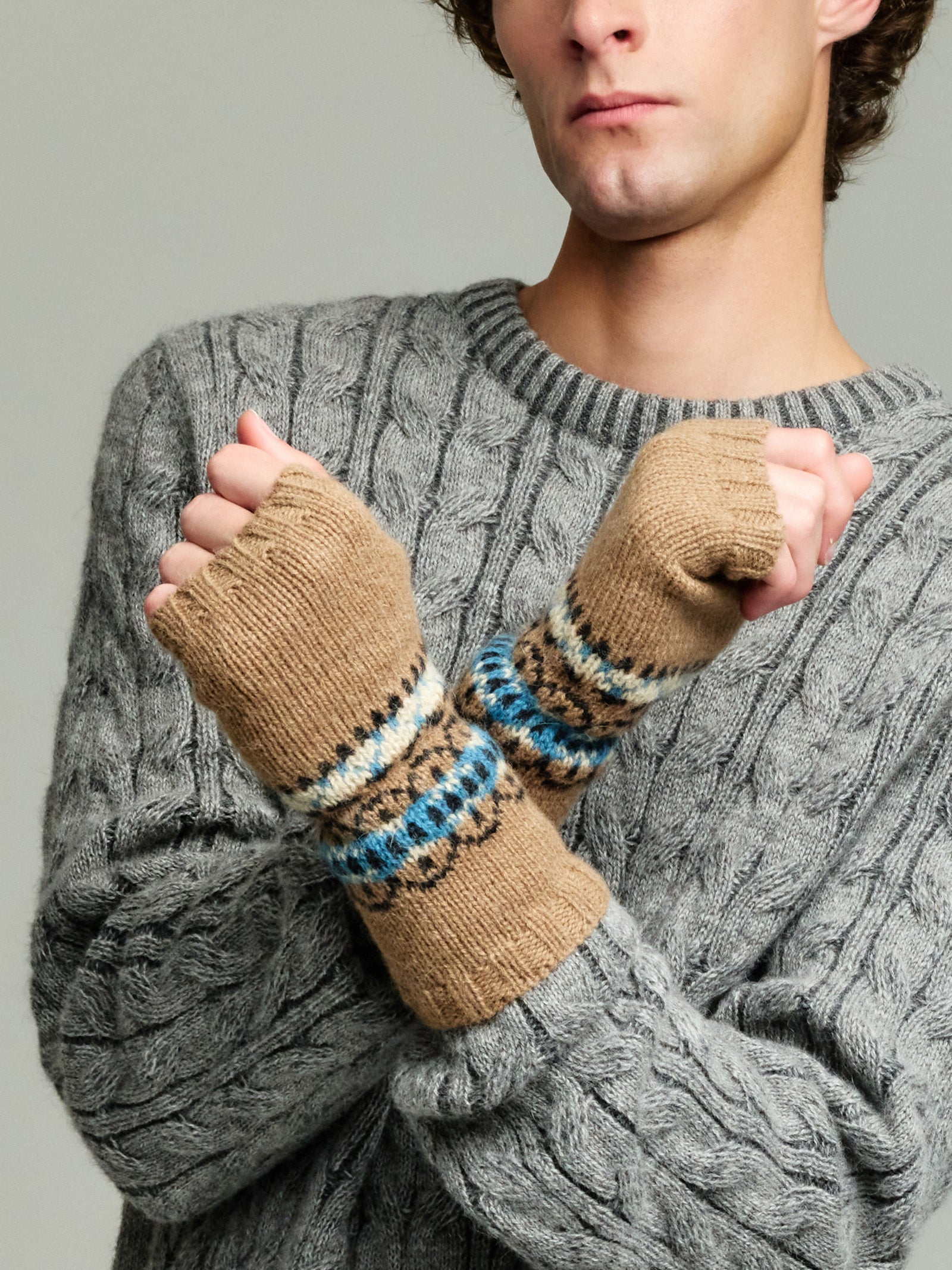 Baby Alpaca Yoke Gloves Camel Color
