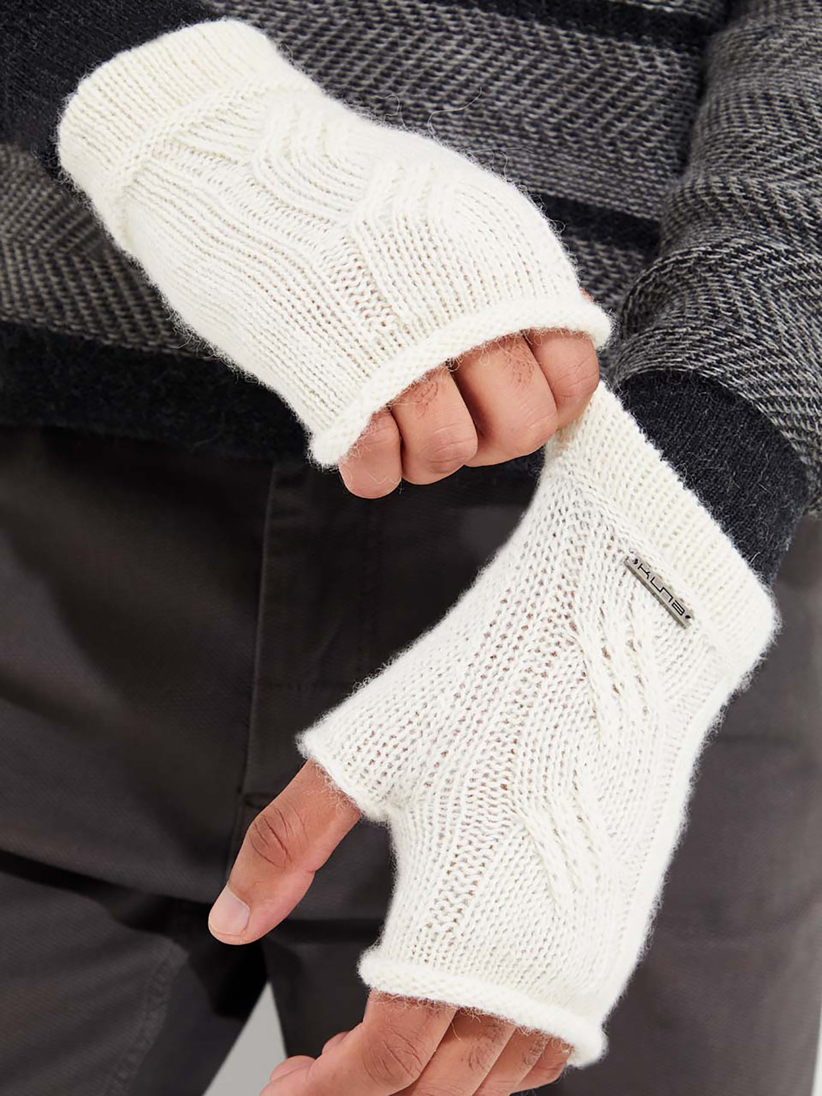 Rita Baby Alpaca Gloves Color Ecru