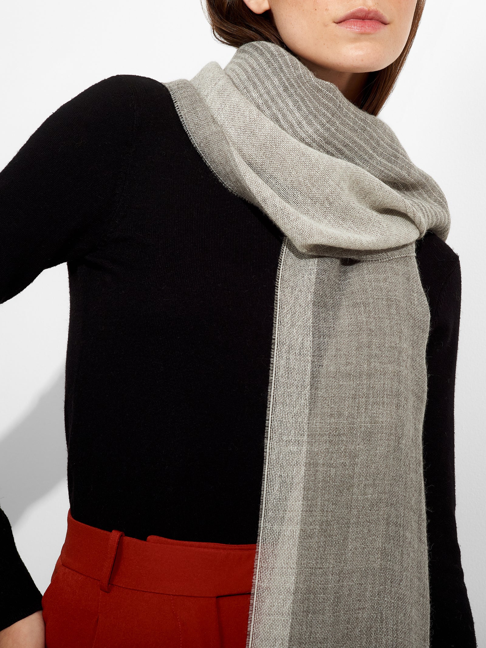 Estola Pesca De Baby Alpaca Color Gris