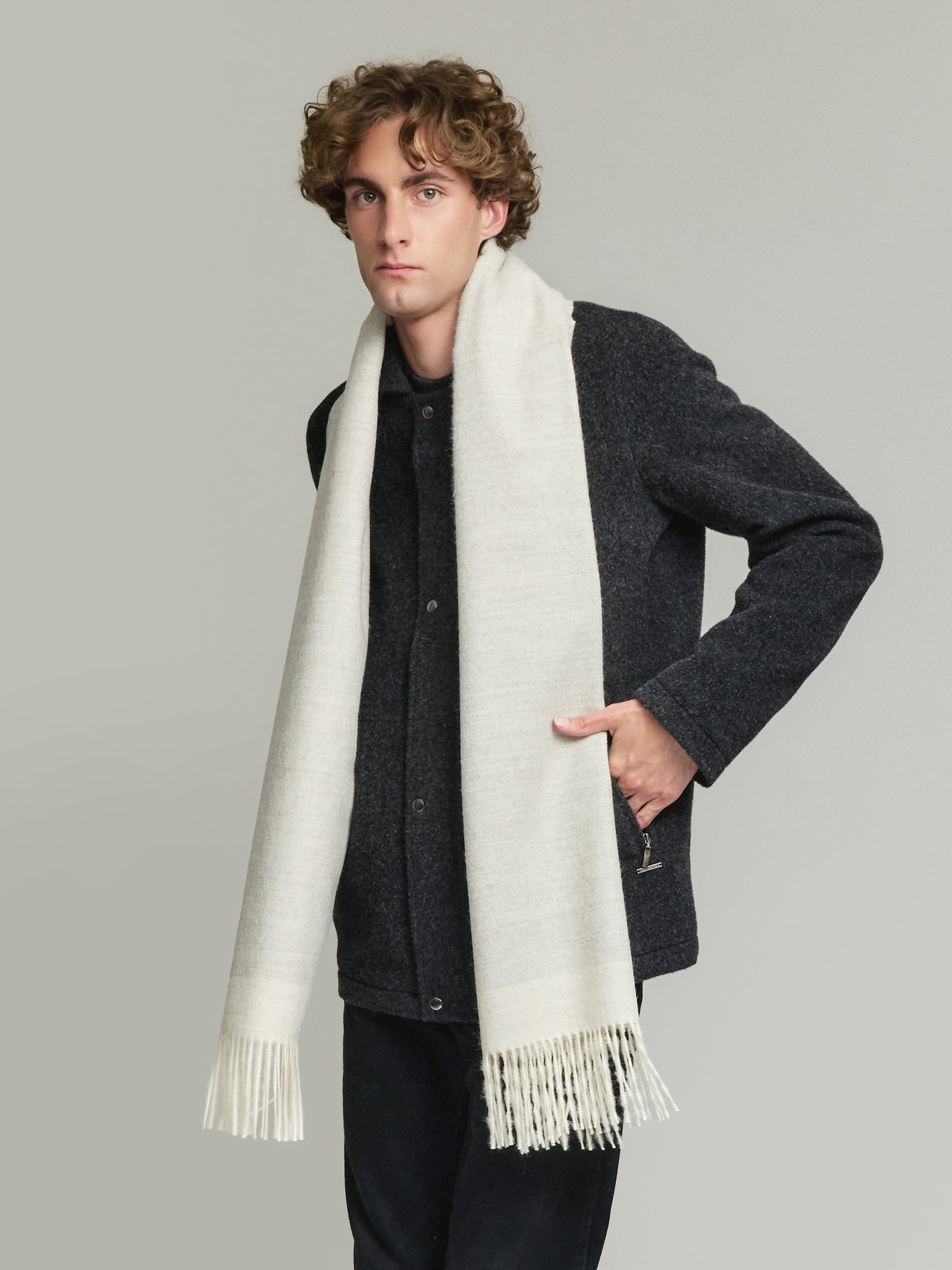 Estola Yanely De Baby Alpaca Color Gris