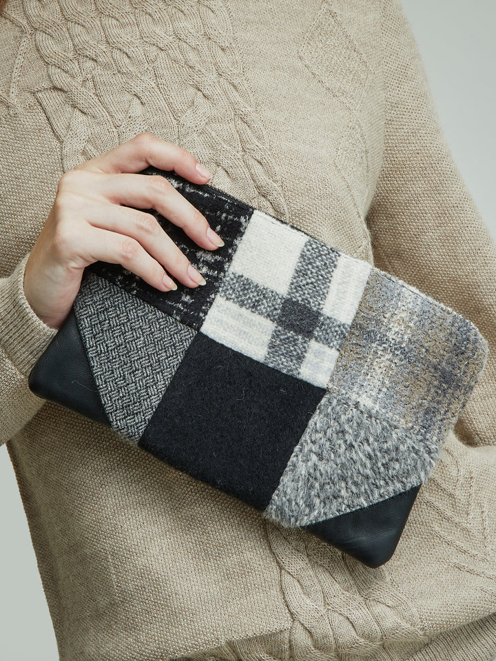 Cartera Clutch Patchwork De Alpaca Y Lana Color Gris
