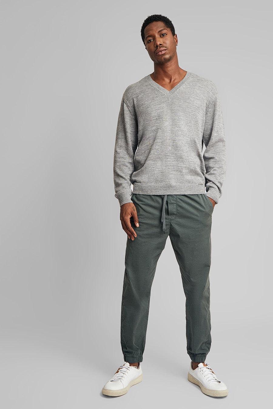 SUÉTER ALAN DE BABY ALPACA COLOR NUAGE