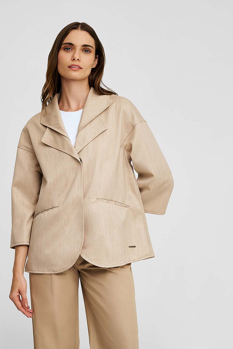 Whitter Coat