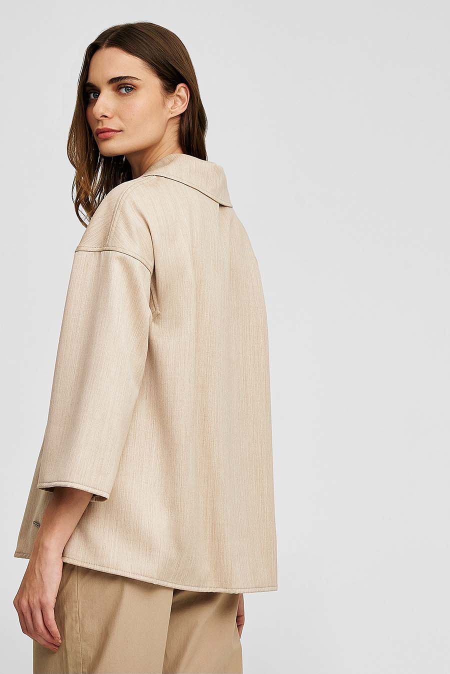 Whitter Coat