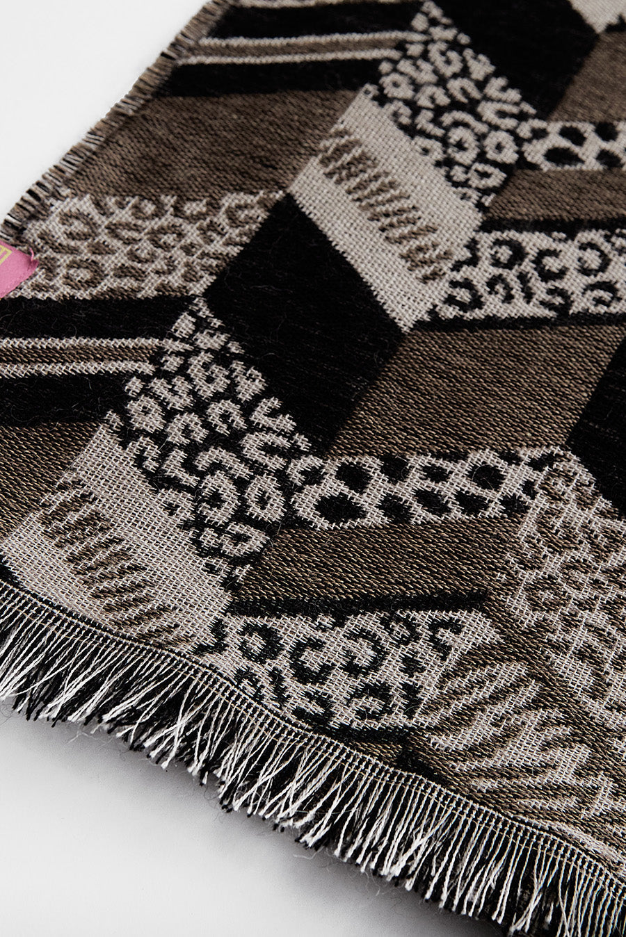 Wildlife Scarf