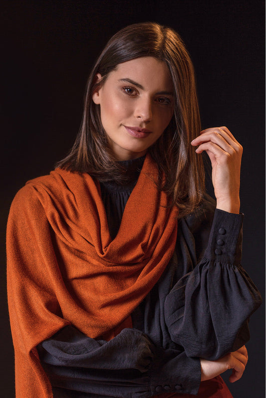 ESTOLA BOUVERET DE VICUÑA COLOR NARANJA