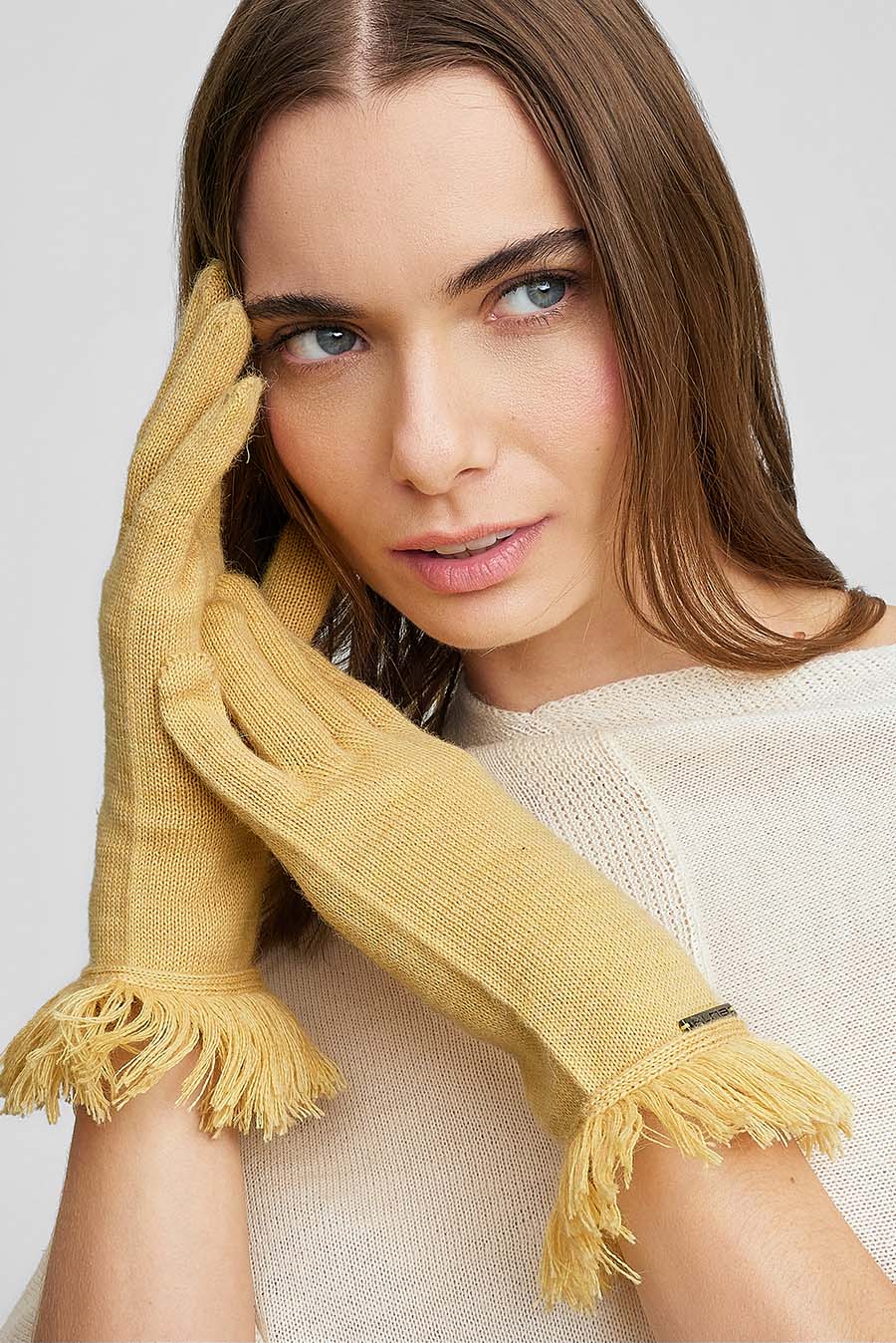 Wolyn Gloves